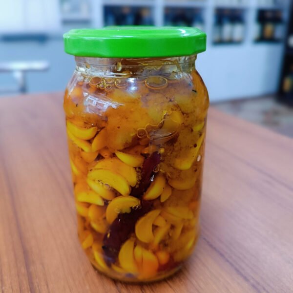 Garlic pickle